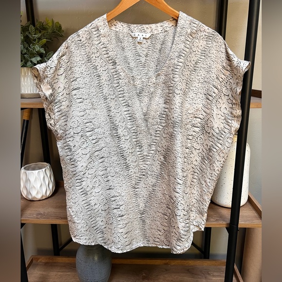 Cabi silk blouse - Picture 1 of 6